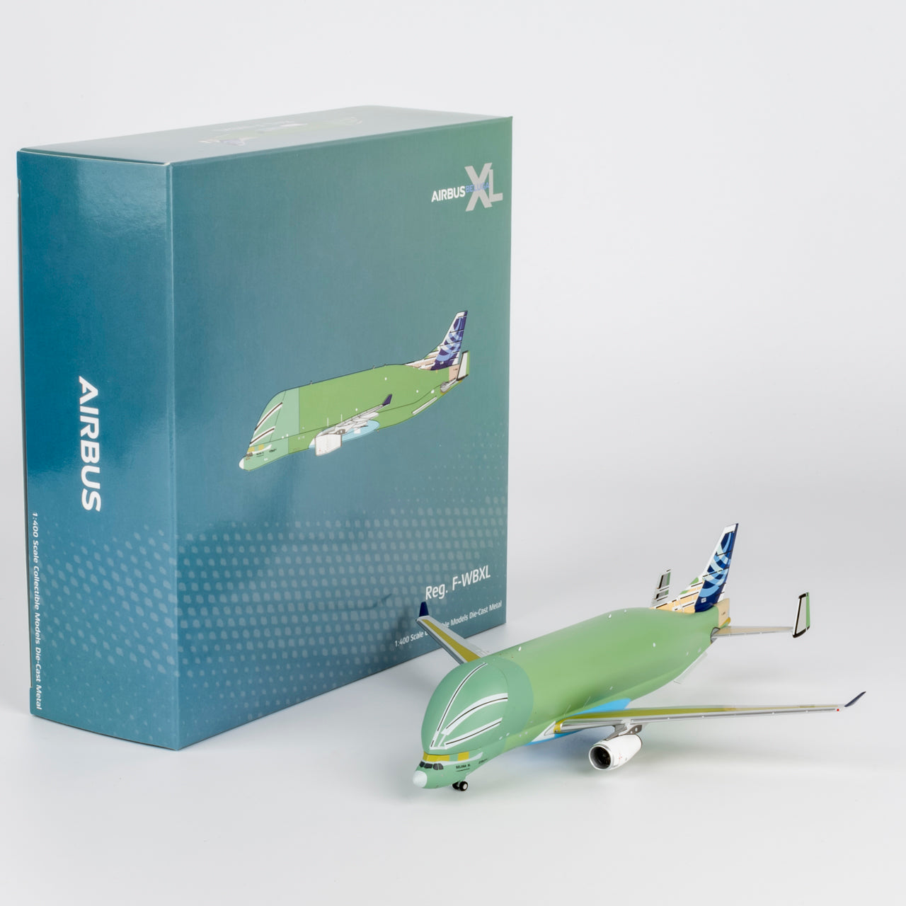 1/400 Airbus Transport International Airbus A330-743L F-WBXL "Primer color" NG60020 - cover